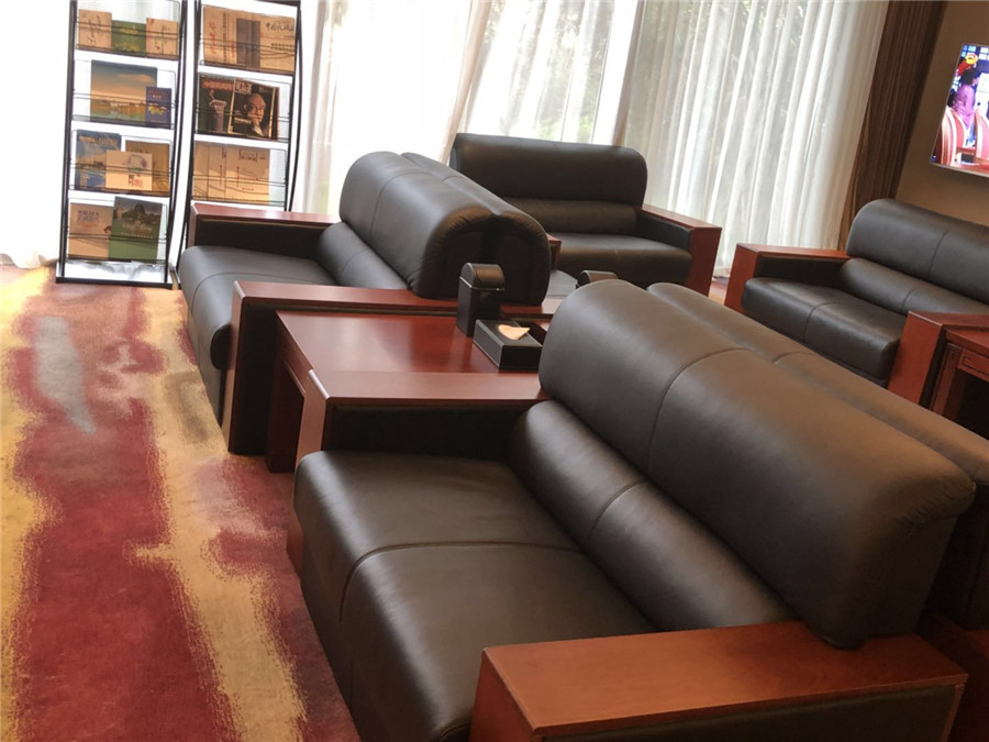 柳州安檢外(wài)04.jpg 柳州安檢外(wài)04.jpg